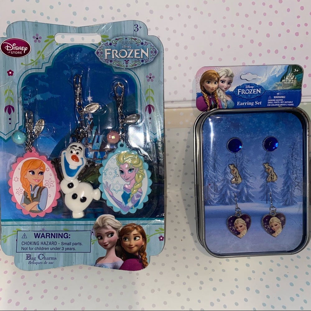 Disney Frozen Earring Set & Zipper/ Bag Charms Set